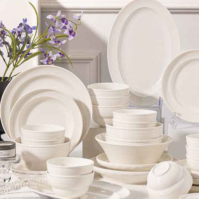 New style bowls and plates for household use