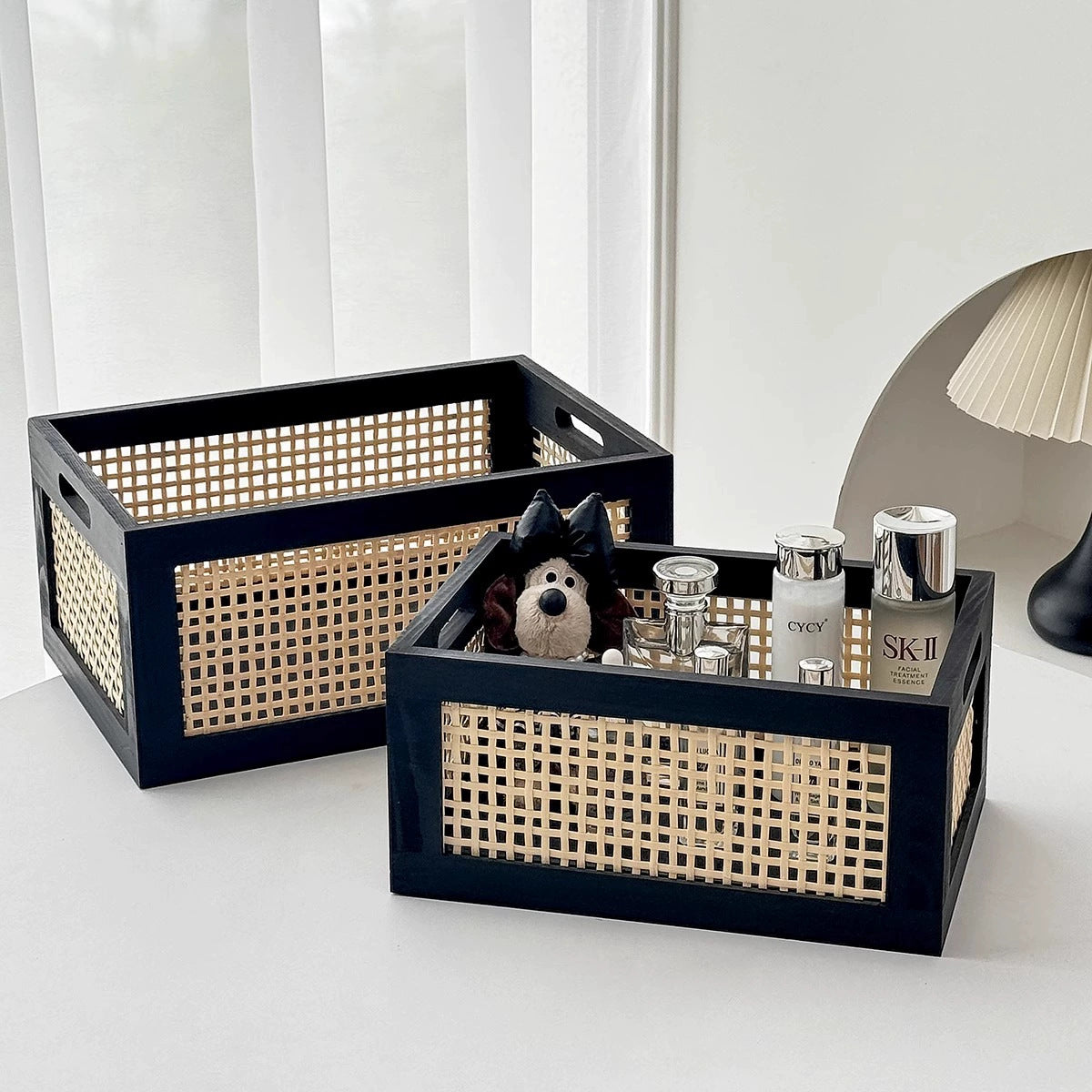 Retro wicker storage basket